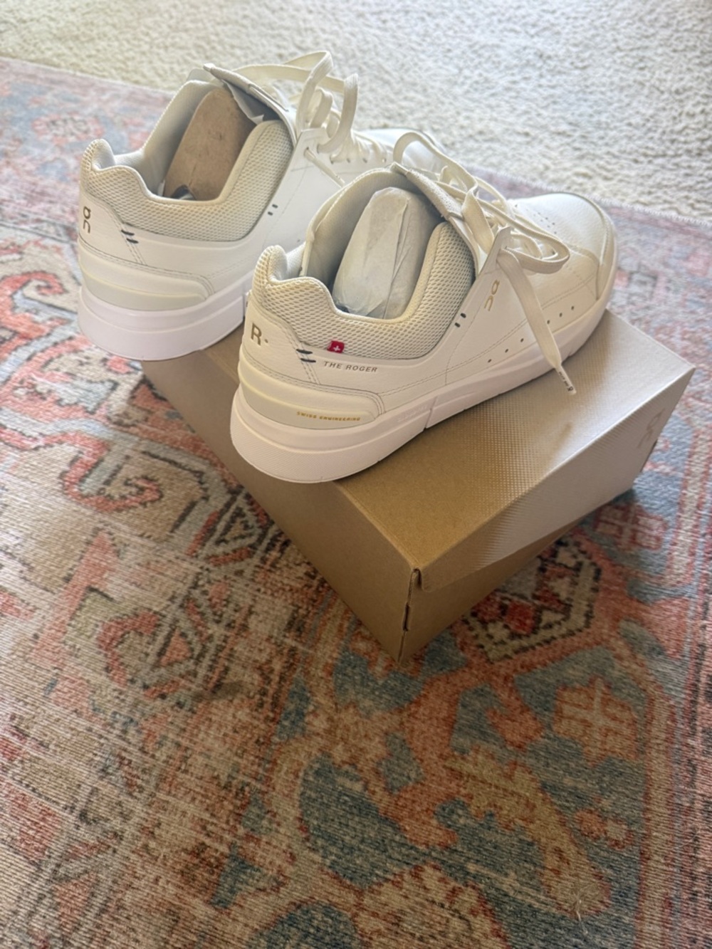 On Running White Men's Sneakers - The Roger Centre Court